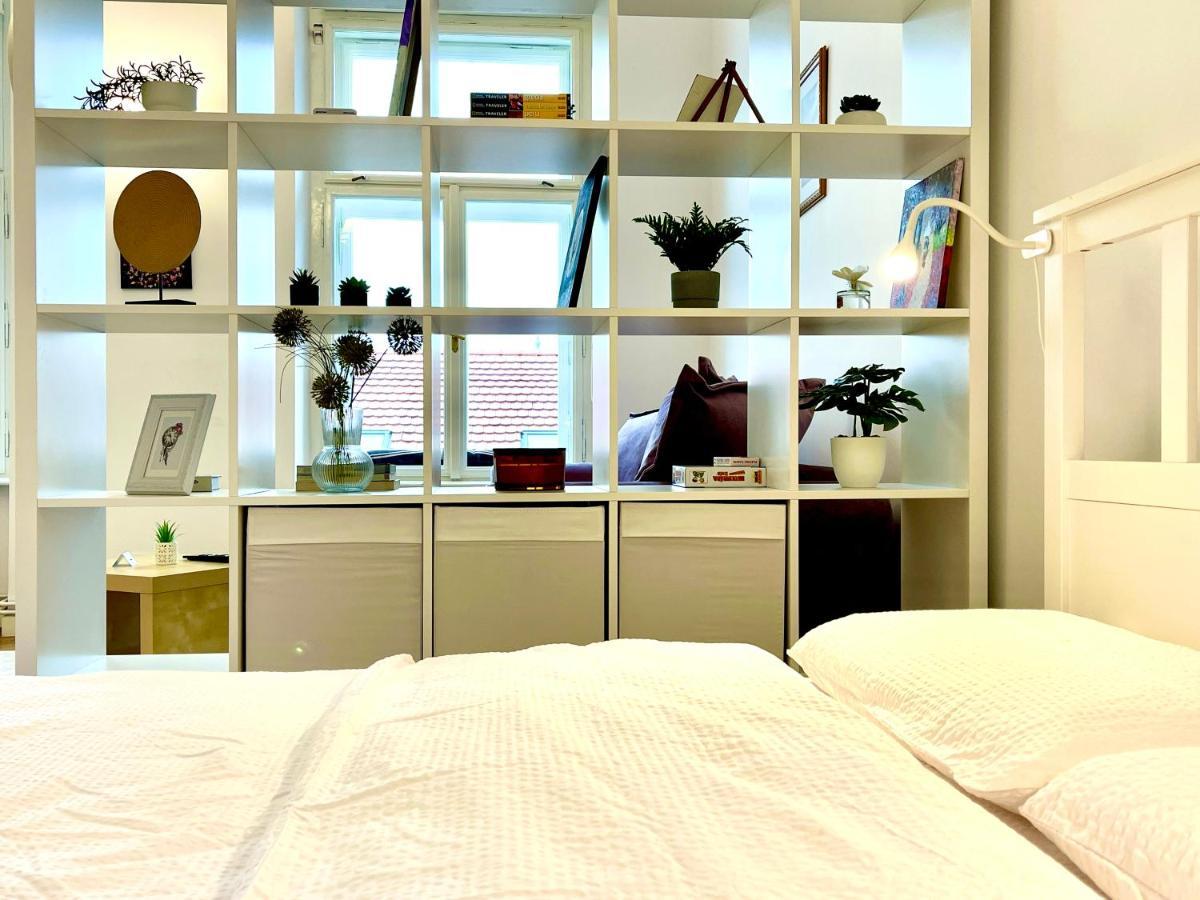 Appartement Grandeur à Timişoara Extérieur photo
